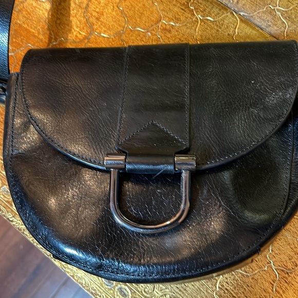 HALSTON black leather signature cross body with adjustable strap. Gorgeous - Picture 2 of 9